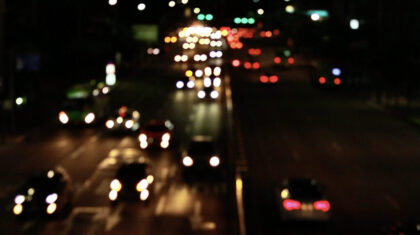 traffic_out_of_focus_broken